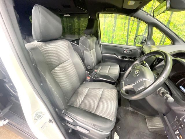 TOYOTA VOXY 2019 Image 31