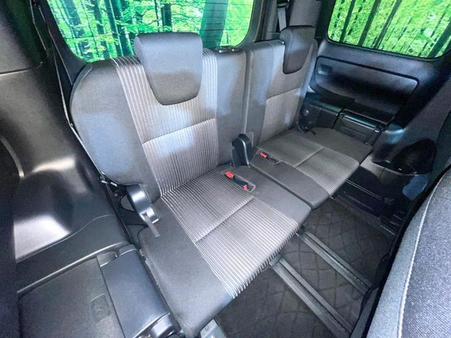 TOYOTA VOXY 2019 Image 31