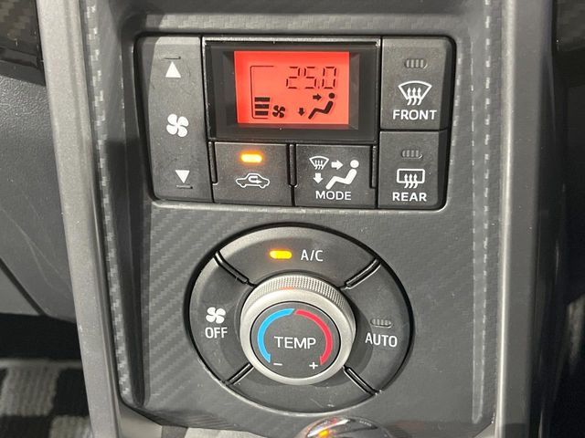 DAIHATSU COPEN 2015 Image 31