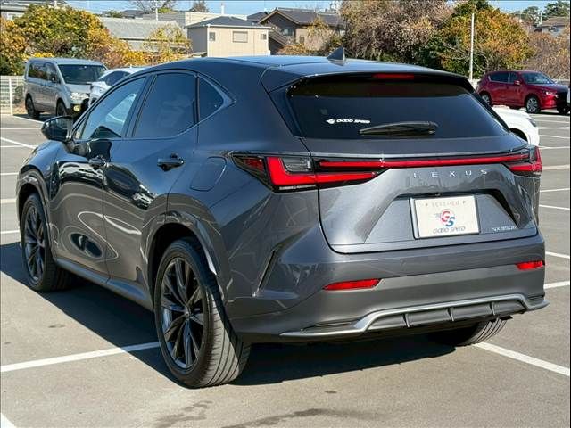 TOYOTA LEXUS NX350H 2022 Image 31