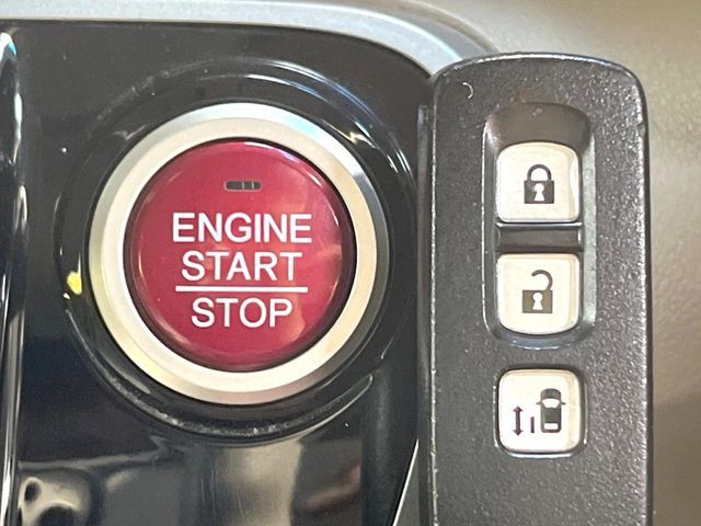 HONDA N BOX 2013 Image 31