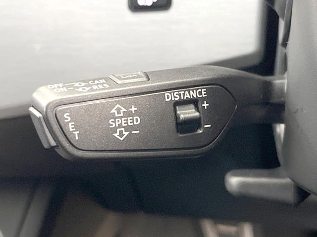 AUDI A4 AVANT 2019 Image 31