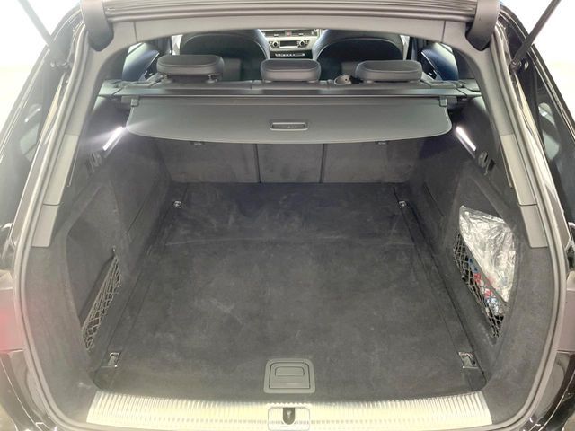 AUDI A4 AVANT 2019 Image 31