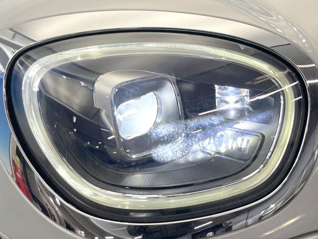 BMW MINI COOPER S E CROS 2022 Image 31