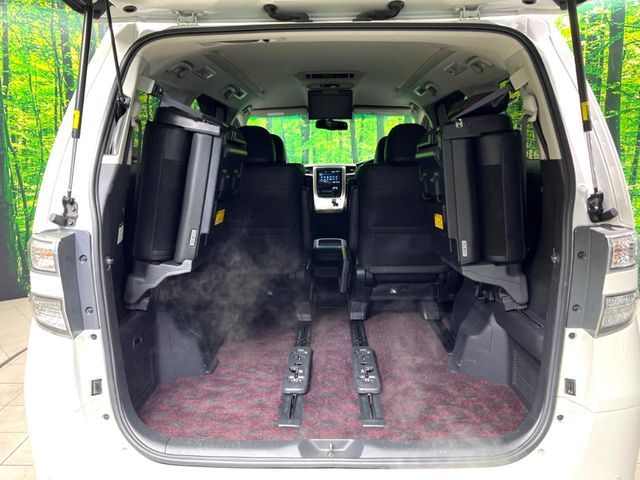 TOYOTA VELLFIRE 2013 Image 31