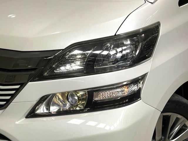 TOYOTA VELLFIRE 2013 Image 31