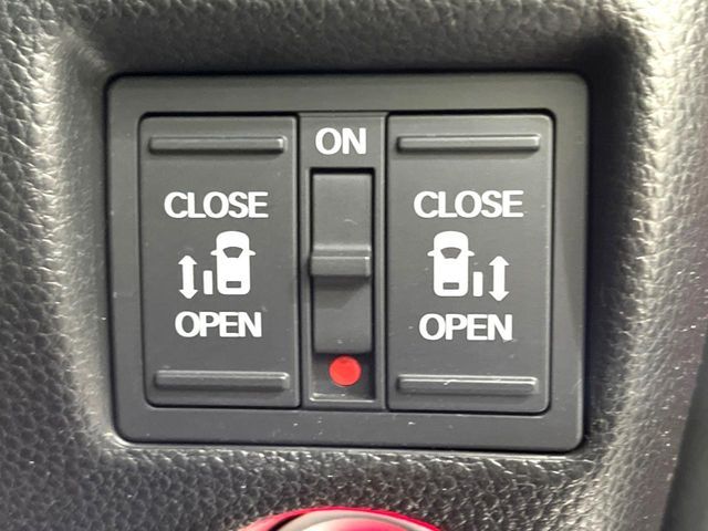 HONDA N BOX CUSTOM 2018 Image 31