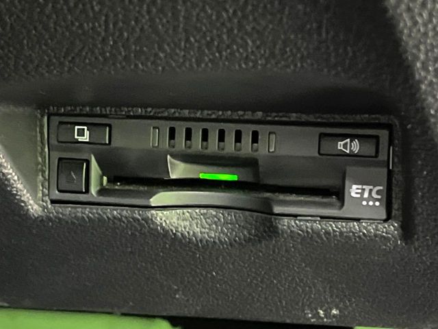 TOYOTA PRIUS 2019 Image 31