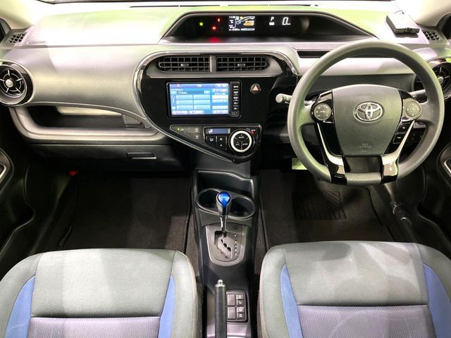TOYOTA AQUA 2017 Image 31