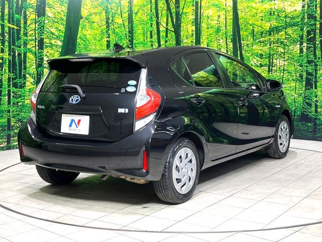 TOYOTA AQUA 2017 Image 31