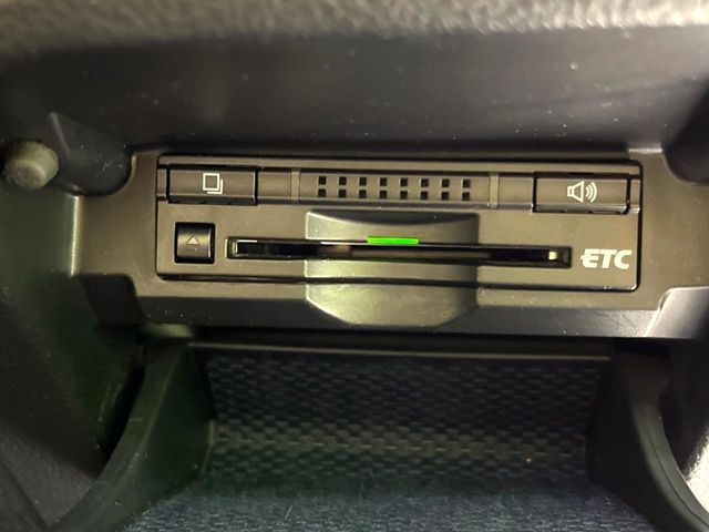 TOYOTA MARK X 2013 Image 31