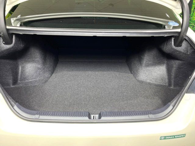 TOYOTA MARK X 2013 Image 31