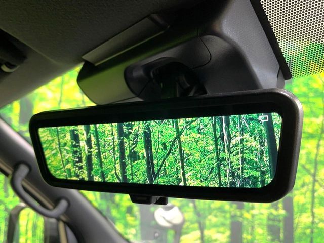 TOYOTA HIACE VAN 2WD 2025 Image 31