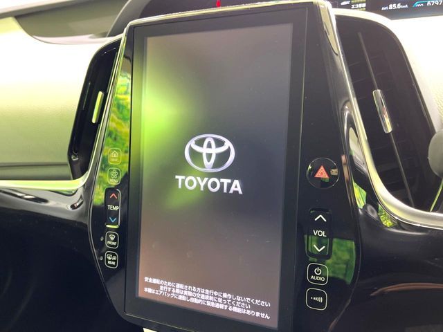 TOYOTA PRIUS PHV 2017 Image 31