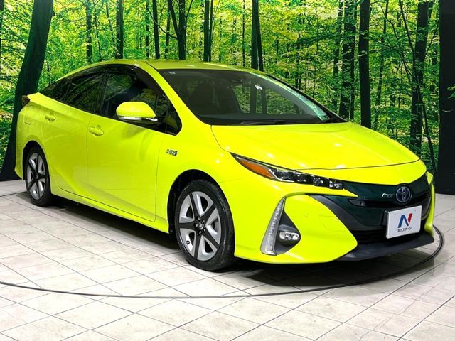 TOYOTA PRIUS PHV 2017 Image 31