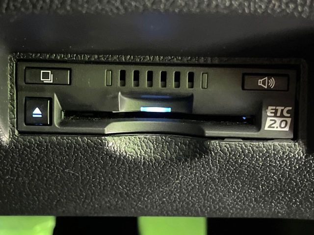 TOYOTA PRIUS PHV 2021 Image 31