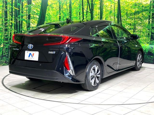 TOYOTA PRIUS PHV 2021 Image 31