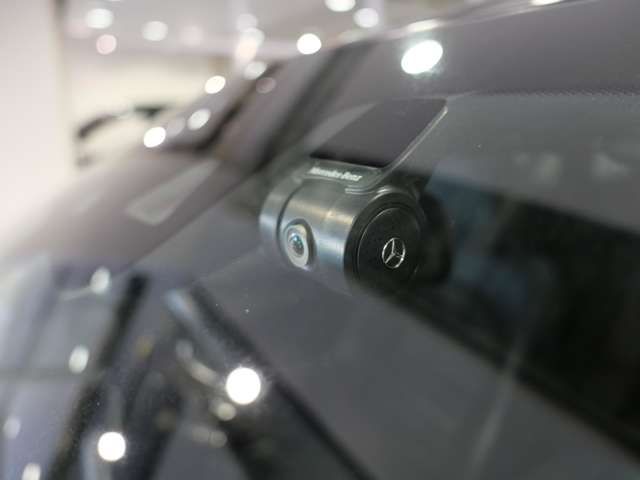 MERCEDES BENZ GLC CL 2017 Image 31