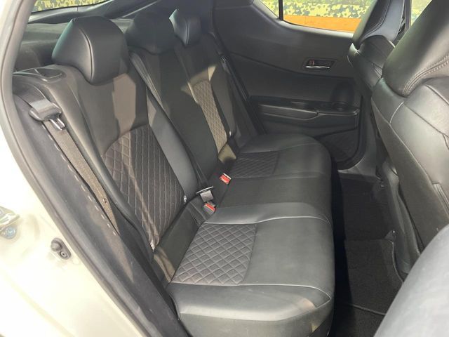 TOYOTA C-HR 2020 Image 31