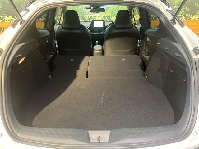 TOYOTA C-HR 2020 Image 31