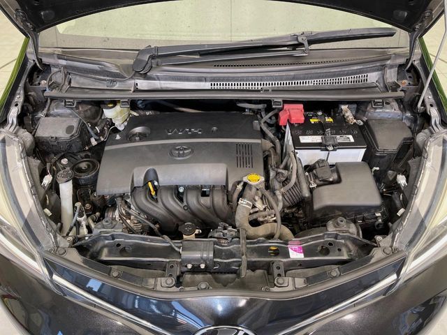 TOYOTA VITZ 2014 Image 31