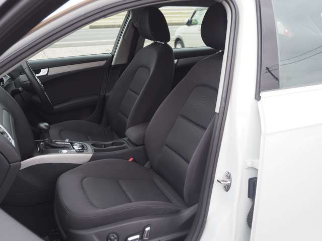 AUDI A4 AVANT 2013 Image 31