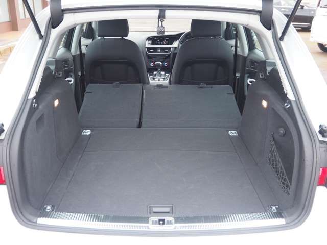 AUDI A4 AVANT 2013 Image 31