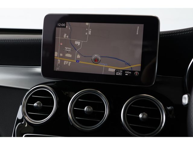 MERCEDES BENZ GLC CL 2017 Image 31