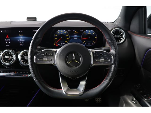 MERCEDES BENZ GLA CL 2023 Image 31
