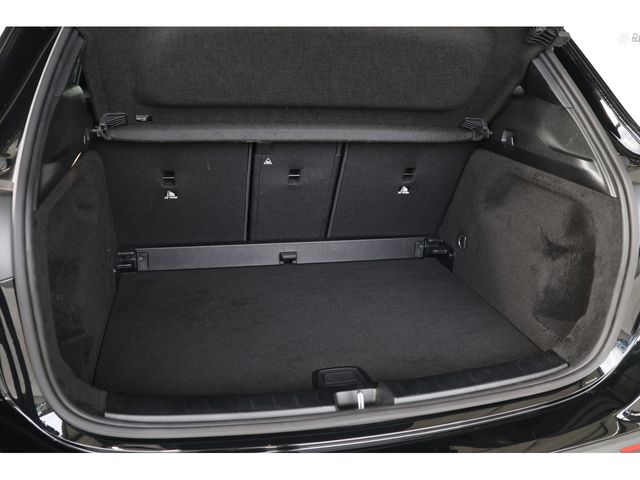 MERCEDES BENZ GLA CL 2023 Image 31