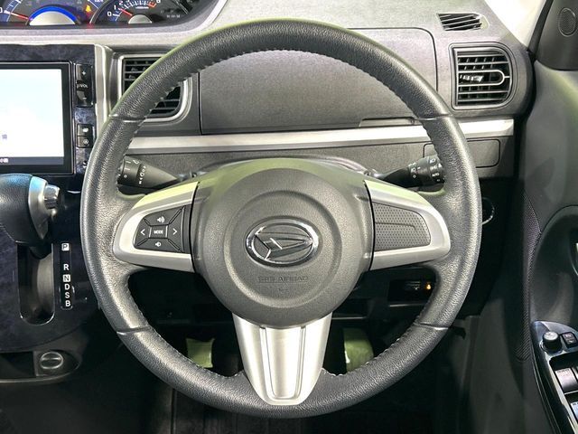 DAIHATSU TANTO CUSTOM 2015 Image 31