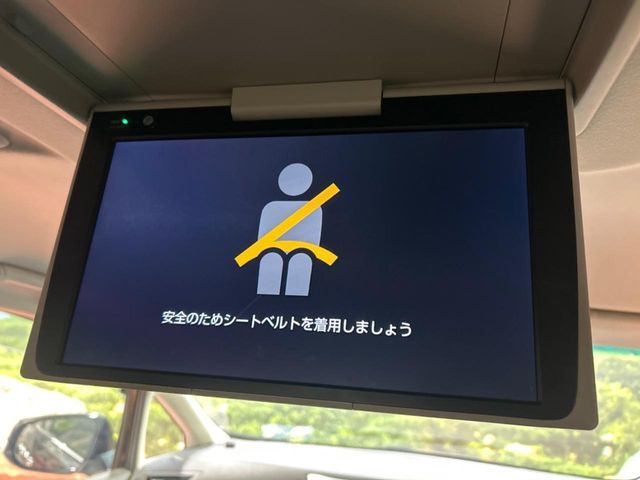 TOYOTA VELLFIRE 2018 Image 31