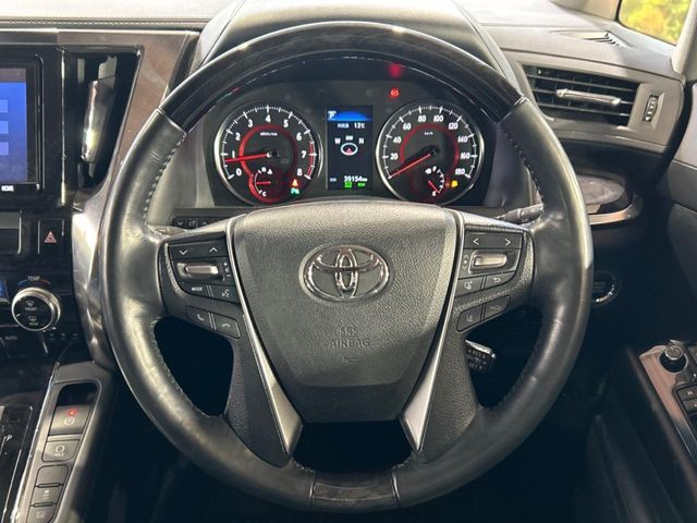 TOYOTA VELLFIRE 2018 Image 31