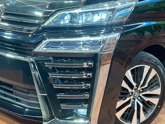 TOYOTA VELLFIRE 2018 Image 31