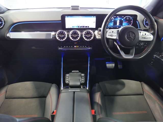 MERCEDES BENZ GLB 2022 Image 31