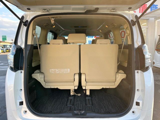 TOYOTA VELLFIRE 2017 Image 31