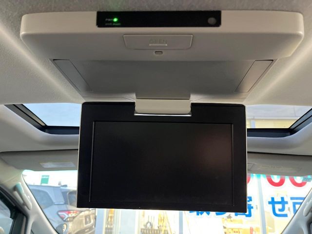 TOYOTA VELLFIRE 2013 Image 31