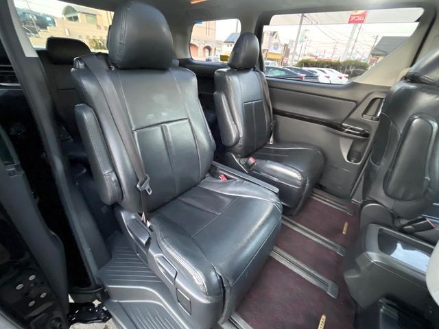 TOYOTA VELLFIRE 2013 Image 31