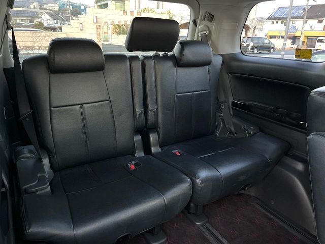 TOYOTA VELLFIRE 2013 Image 31