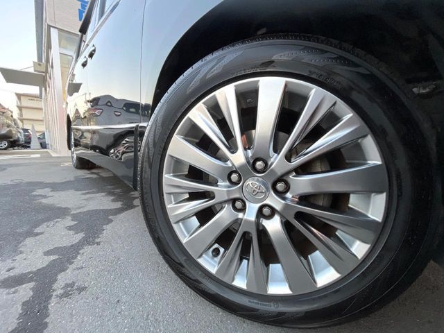 TOYOTA VELLFIRE 2013 Image 31