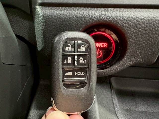 HONDA STEPWAGON E:HEV SPAD 2022 Image 31