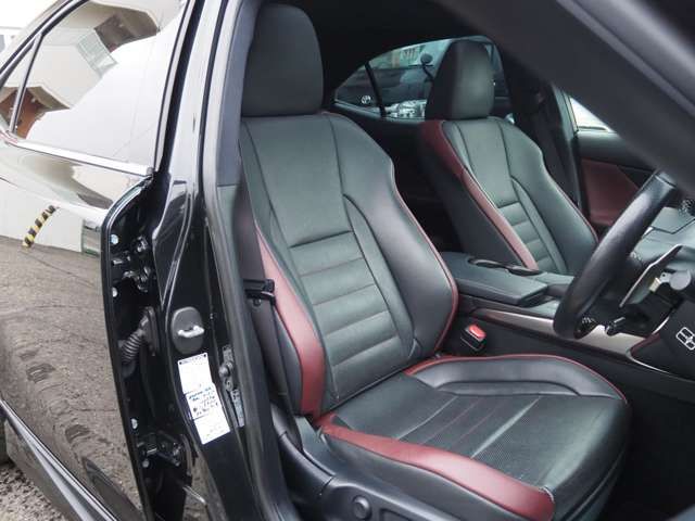 TOYOTA LEXUS IS200T 2016 Image 31