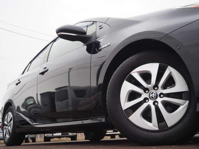 TOYOTA PRIUS 2016 Image 31