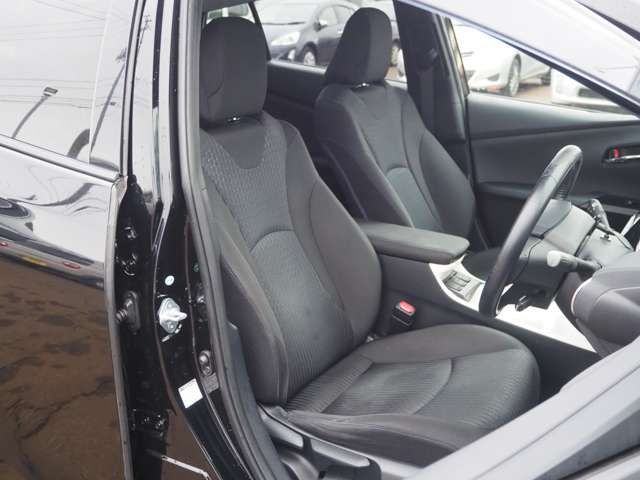 TOYOTA PRIUS 2016 Image 31