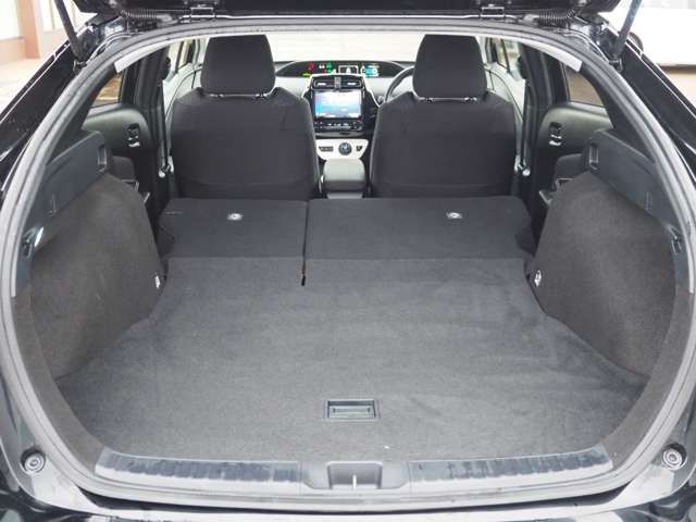 TOYOTA PRIUS 2016 Image 31