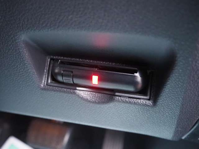 TOYOTA PRIUS 2016 Image 31