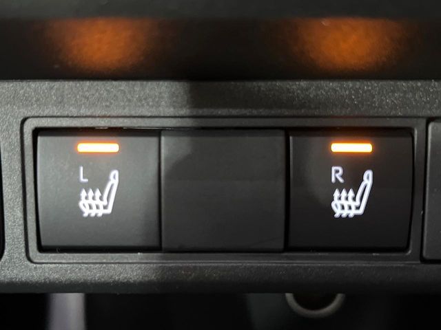 TOYOTA YARIS CROSS HYBRID 2025 Image 31