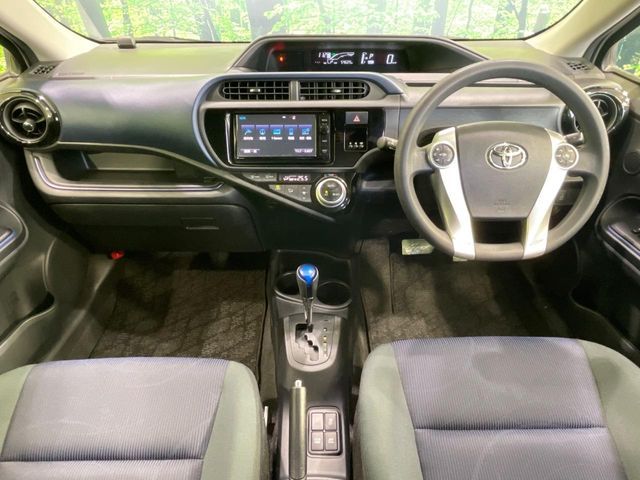 TOYOTA AQUA 2015 Image 31