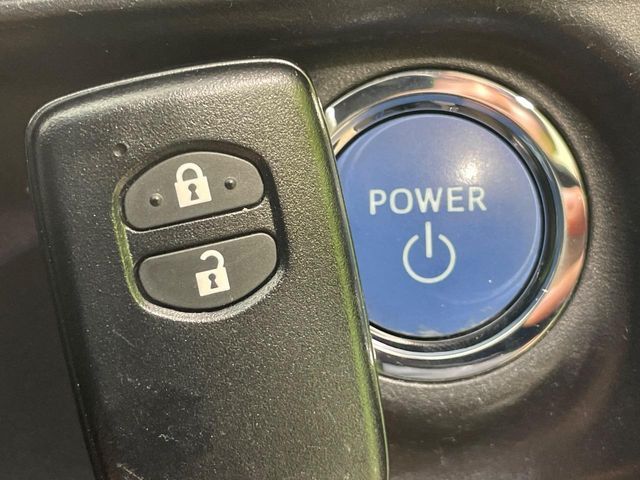 TOYOTA AQUA 2015 Image 31