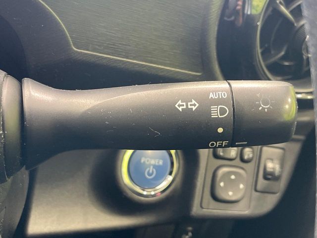 TOYOTA AQUA 2015 Image 31